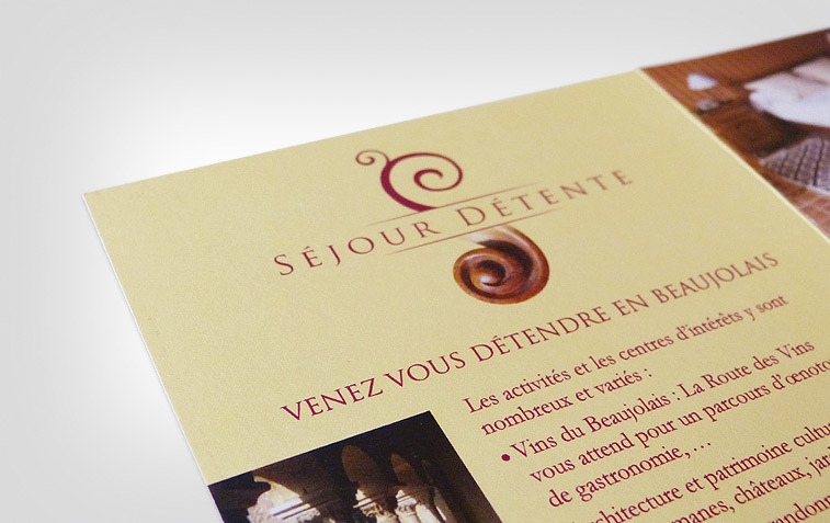 hotel-le-savigny-creation-flyer-3-volets