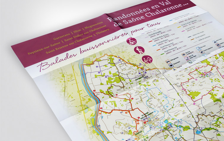 guide-chemins-randonnees-grande-carte-avec-ses-parcourts